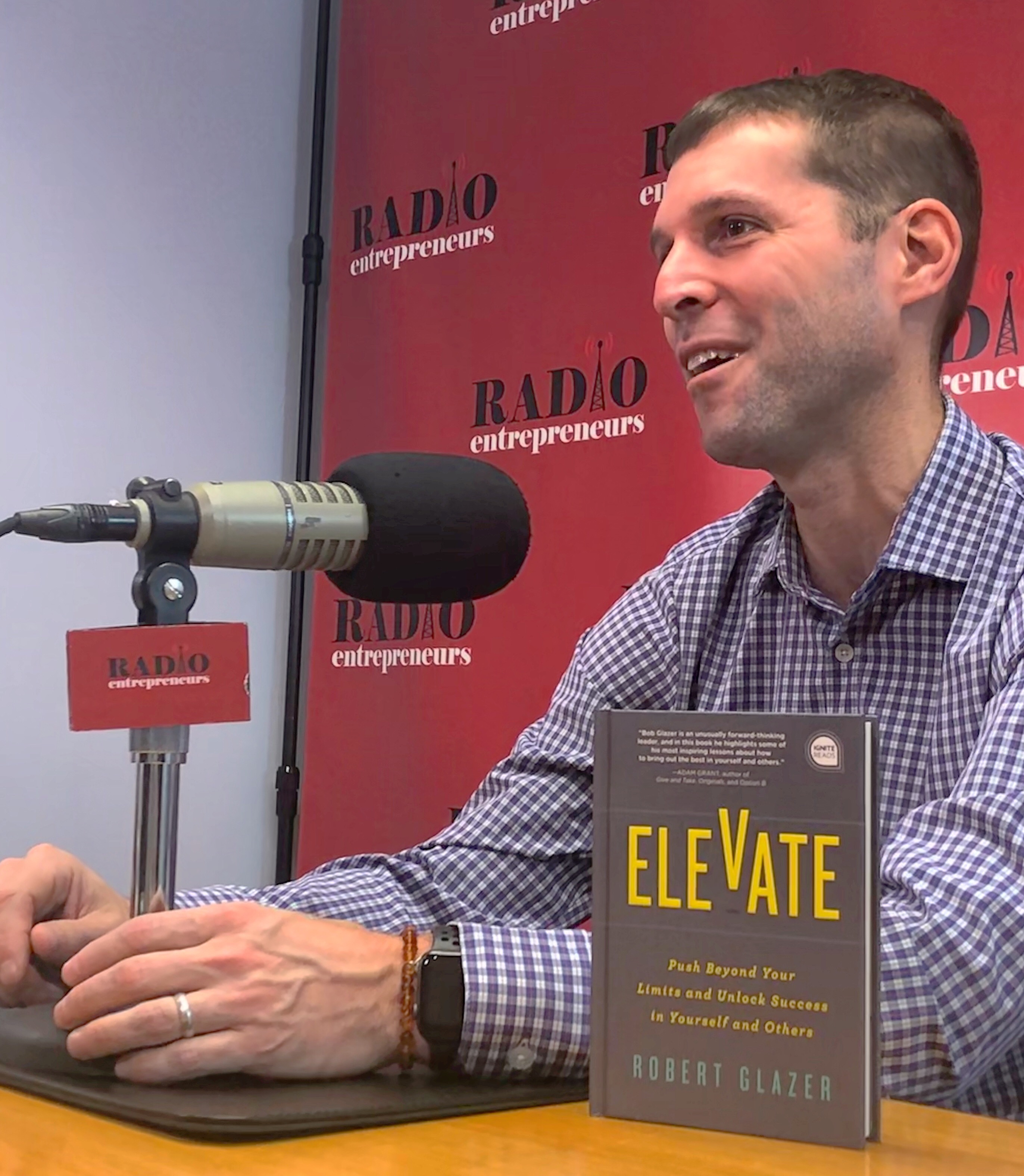 “EleVate: Push Beyond Your Limits and Unlock Success” with Bob Glazer – Acceleration Partners